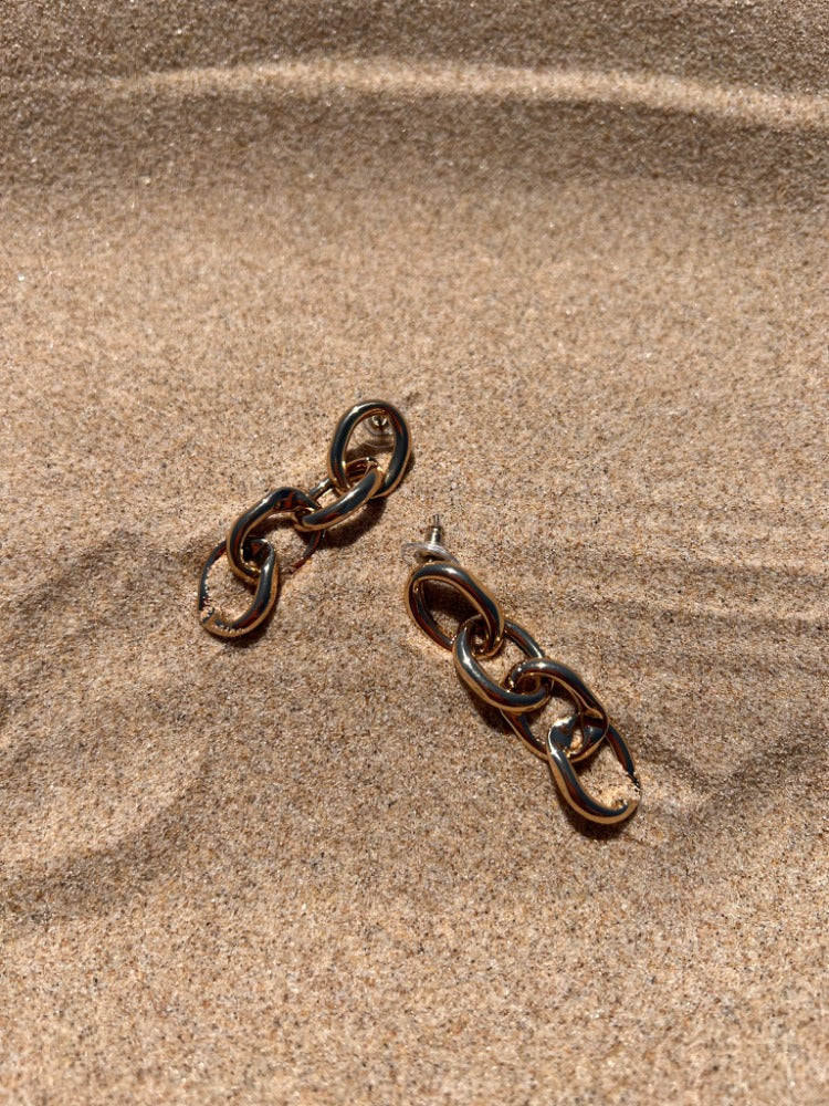 HOW TO KEEP YOUR JEWELLERY FROM TARNISHING?